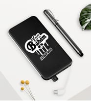 BK Gift Kişiye Özel Yakışıklı Babam Siyah 5000 mAh Powerbank ve Kalem Seti-2 (Model 1)