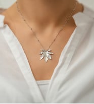 Papatya Silver 925 Ayar Gümüş Çınar Yaprağı Kolye