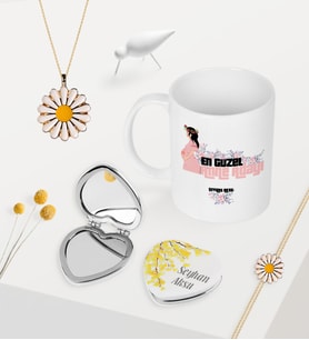 BK Gift Kişiye Özel En Güzel Anne Adayı Kupa Kalp Ayna Papatya Kolye Bileklik Seti - 2 (Model 1)