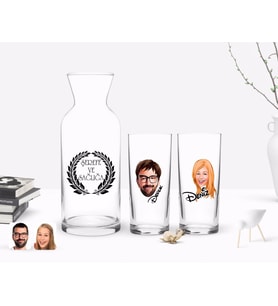 BK Gift Kişiye Özel Renkli Baskılı Erkek ve Kadın Yüz Karikatürlü İkili Rakı Bardağı ve Karaf Hediye Seti-1 (Model 1)