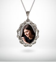 BK Gift Kişiye Özel Fotoğraflı Otantik Gümüş Yaldız Kolye Model 5