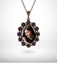 BK Gift Kişiye Özel Fotoğraflı Otantik Eskitme Bakır Kolye Model 6