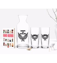 BK Gift Kişiye Özel Renkli Baskılı İsimli İkili Rakı Bardağı Karaf ve Cep Kitabı Hediye Seti-23 (Model 1)