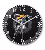 Overwatch One Fanart Reinhardt  Duvar Saati Bombeli Gercek Cam