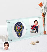 BK Gift Kişiye Özel Bay Trafik Polisi Karikatürlü Masaüstü Cam Saat - 1 (Beyaz)