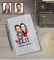 Kişiye Özel Sevgili Karikatürlü Gri Defter Kalem Hediye Seti  Model 5