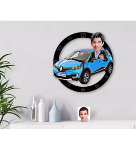 BK Gift Kişiye Özel Plakalı Erkek Renault Captur Karikatürlü Ahşap Duvar Saati-1 (Beyaz)