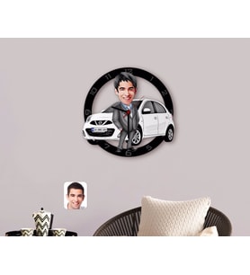 BK Gift Kişiye Özel Plakalı Erkek Nissan Micra Karikatürlü Ahşap Duvar Saati-1 (Beyaz)