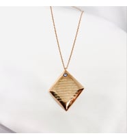Baklava Dilim Model Gümüş Dua Kolye