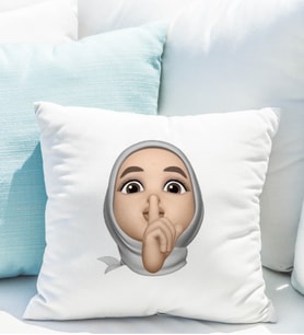 Emoji Kız Tesettürlü Stiker Yastığı