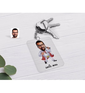 BK Gift Kişiye Özel Elvis Presley Karikatürlü Şeffaf Pleksi Anahtarlık (Beyaz)