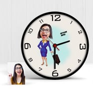 BK Gift Kişiye Özel Uçuş Görevlisi Karikatür Ahşap Duvar Saati  2