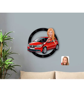 BK Gift Kişiye Özel Plakalı Kadın Renault Sandero Karikatürlü Ahşap Duvar Saati-1 (Beyaz)