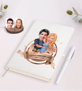 BK Gift Kişiye Özel Yılın En Mükemmel Çifti Karikatürlü Beyaz Defter ve Kalem Hediye Seti-14