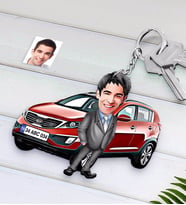 BK Gift Kişiye Özel Erkek Kia Sportage Figürlü Plakalı Ahşap Karikatür Anahtarlık-1 (Beyaz)