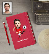 Kişiye Özel Futbolcu Karikatürlü  Kırmızı Defter Kalem Hediye Seti Bay-3
