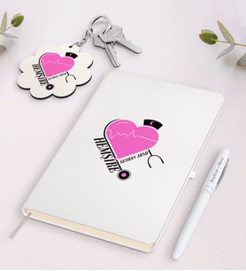 BK Gift Kişiye Özel Hemşire Beyaz Defter Kalem ve Anahtarlık Hediye Seti-6 (Model 1)