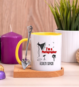 Fotoğrafçı Ahşap Altlıklı Sarı Kupa Bardak