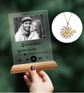 BK Gift Kişiye Özel Fotoğraflı Spotify Barkodlu Plak ve İsimli Gold Papatya Kolye Seti-2