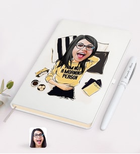 BK Gift Kişiye Özel Kadın Moda İkonu Karikatürlü Beyaz Defter ve Kalem Hediye Seti-6