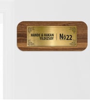 BK Gift Kişiye Özel Ahşap Ceviz Duvar Kapı İsimliği