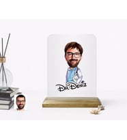 BK Gift Kişiye Özel Erkek Doktor Karikatürlü Ahşap Standlı Çerçeve-8 (Beyaz)