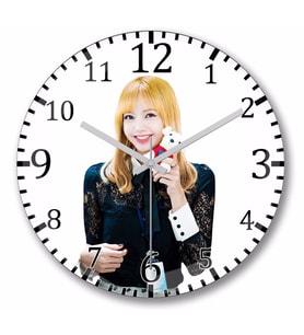 Blackpink Lisa Duvar    Saati Bombeli Gercek Cam