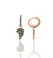 Söğütlü Silver Gümüş rose 14 mm yeşil taşlı yaprak  küpe
