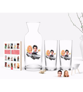 BK Gift Kişiye Özel Renkli Baskılı Sevgililer Karikatürlü İkili Rakı Bardağı Karaf ve Cep Kitabı Hediye Seti-53 (Model 1)