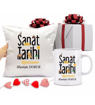 Sanat Tarihi Öğretmeni Kupa Bardağı ve Yastığı Hediye Seti (Model 1)