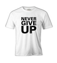 Never Give Up Black Beyaz Erkek Tshirt