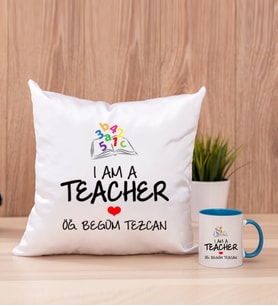 Öğretmen Kare Yastık ve Mavi Kupa Bardak