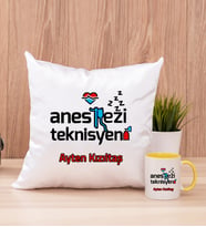 Anestezi Teknisyeni Kare Yastık ve Sarı Kupa Bardak
