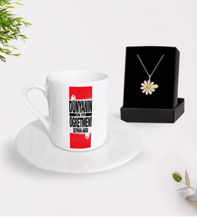 BK Gift Kişiye Özel Dünyanın En İyi Öğretmeni Türk Kahvesi Fincanı ve İsimli Papatya Kolye Hediye Seti-1 (Model 1)