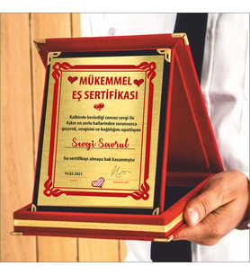 SEVGİLİLER GÜNÜ HEDİYESİ EN İYİ EŞ KADİFE KUTULU PLAKETİ SERTİFİKA