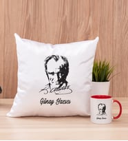 Atatürk Siluetli Kare Yastık ve Kırmızı Kupa Bardak