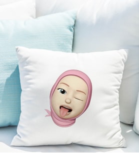 Emoji Kız Tesettürlü Stiker Yastığı