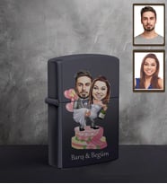 Kişiye Özel Gelin Damat Karikatürlü UV Baskılı Siyah Benzinli Çakmak Mod-9