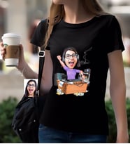 BK Gift Kişiye Özel Bayan Radyocu Karikatürlü Siyah T-Shirt