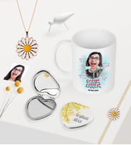 BK Gift Kişiye Özel Canım Annem Karikatürlü Kupa Kalp Ayna Papatya Kolye Bileklik Seti (Model 1)