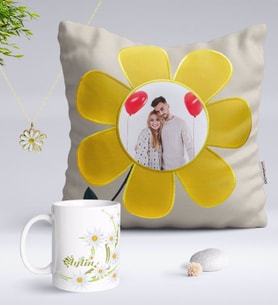 BK Gift Kişiye Özel Fotoğraflı Papatya Yastık Kupa ve Çift İsimli Papatya Kolye-1 (Model 1)