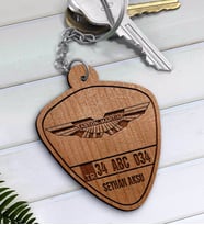 BK Gift Kişiye Özel İsimli Plakalı Aston Martin Ahşap Anahtarlık-1 (Beyaz)