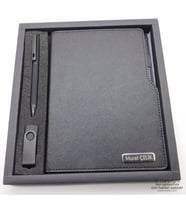 Wings W98 Mat Siyah 15x21 Defter + Kalem + 16Gb. Usb Bellek Seti  Hepsi İsme Özel - Hediyelik Set