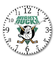Mighty Ducks Duvar Saati Bombeli Gercek Cam