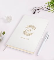 BK Gift Kişiye Özel Baş Harf İsim Tasarımlı Beyaz Defter Kalem Seti-7