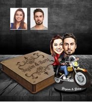 Kişiye Özel Motorcu Sevgili Karikatürlü Ahşap Biblo Kutulu Model 3