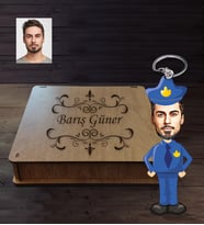 Kişiye Özel Polis Karikatürlü Ahşap Anahtarlık Kutulu Bay-1