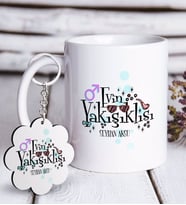 BK Gift Kişiye Özel Evin Yakışıklısı Beyaz Kupa ve Anahtarlık Hediye Seti-2 (Model 1)