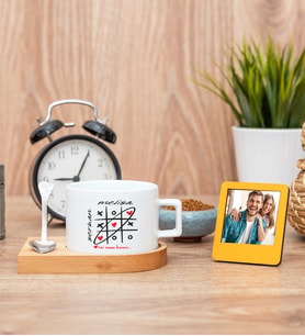 Aşk Her Zaman Kazanır Fincan ve Turuncu Mini Fotoğraf Çerçevesi
