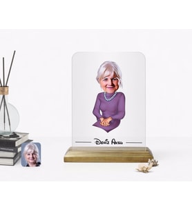 BK Gift Kişiye Özel Büyükanne Karikatürlü Ahşap Standlı Çerçeve (Beyaz)